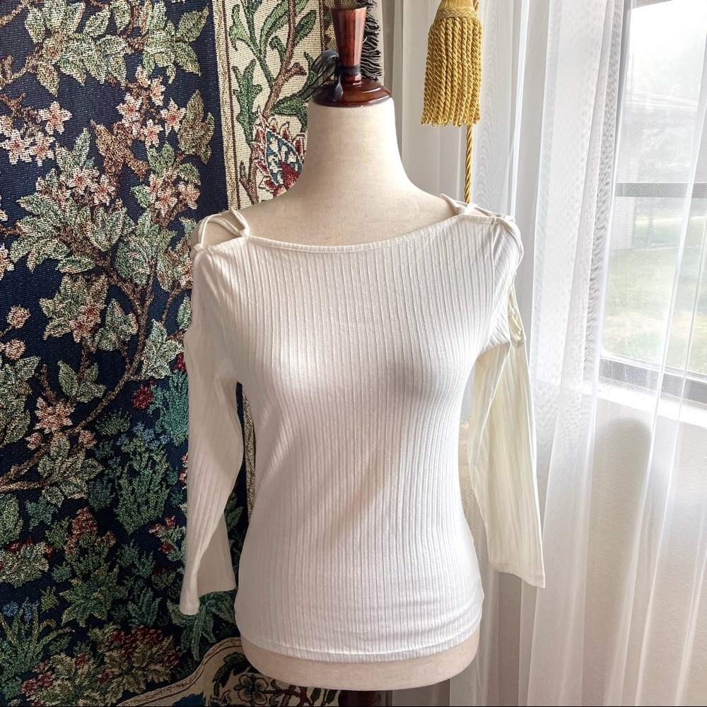 New White Ribbed Knit Corset Lace Up Sleeve Cold Shoulder Top, Half Sleeves